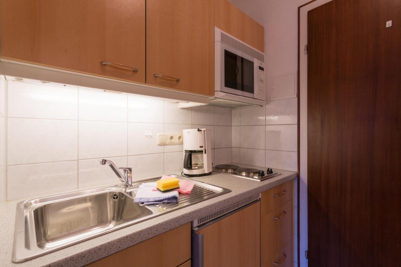 Maunoury Apartment *